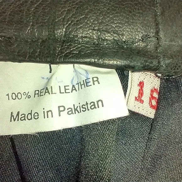 Vintage Charcoal Buttoned Midi Skirt - Picture 12 of 14